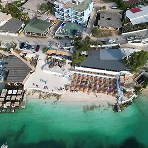 Hotel Esmerald